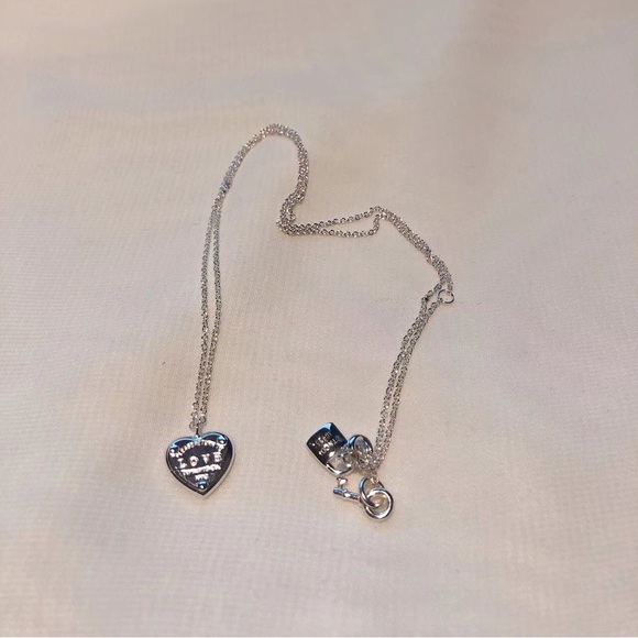Tiffany & Co Return to Love Heart Necklace - Picture 3 of 6